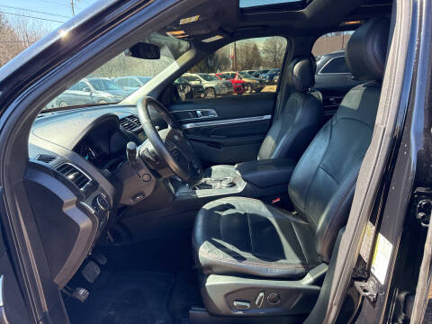 2017 Ford Explorer Sport