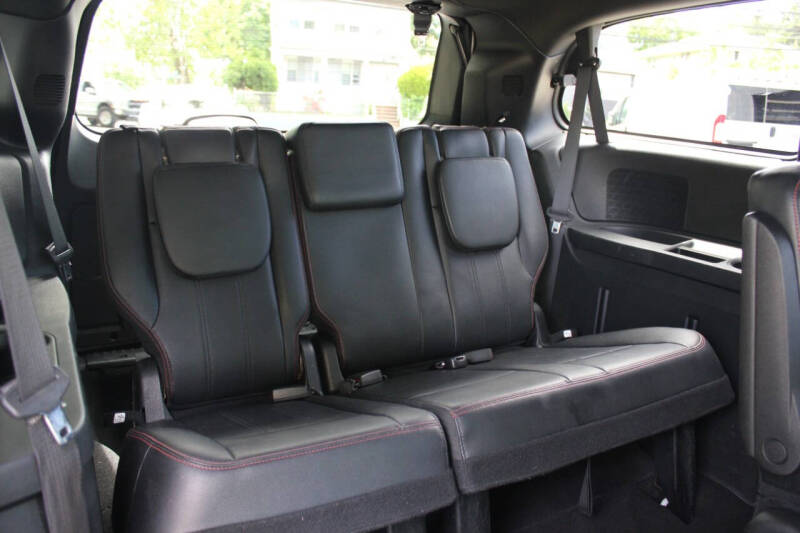 2016 Dodge Grand Caravan R/T