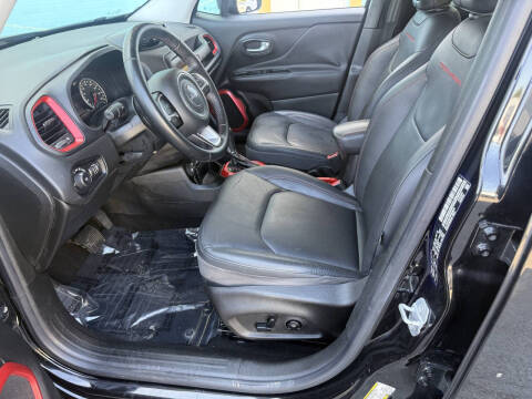 2015 Jeep Renegade Trailhawk