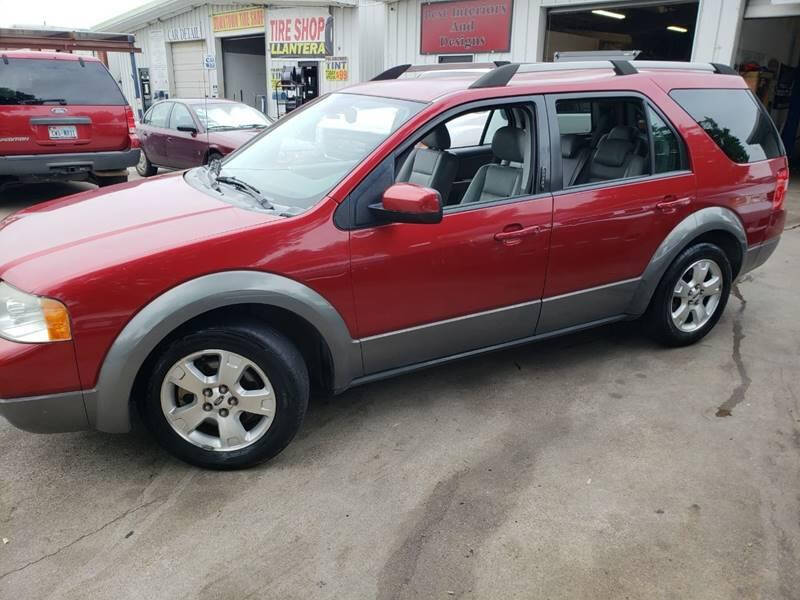 2005 Ford Freestyle SEL's photo