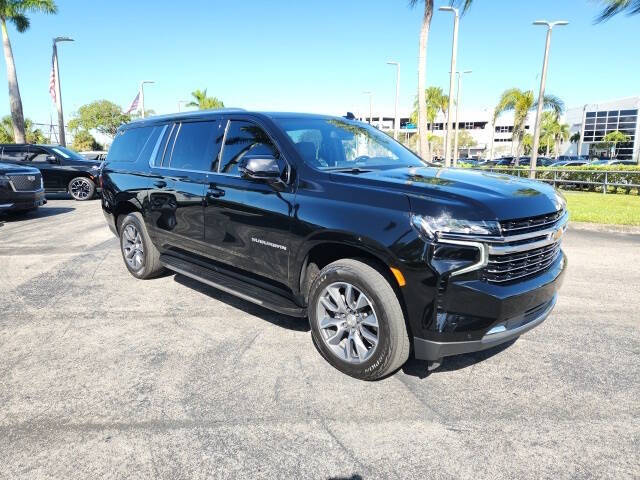 2024 Chevrolet Suburban LT