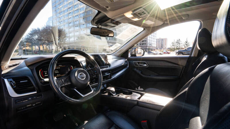 2021 Nissan Rogue Platinum