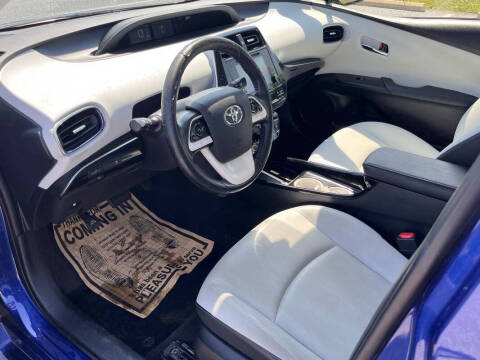 2016 Toyota Prius Three Touring