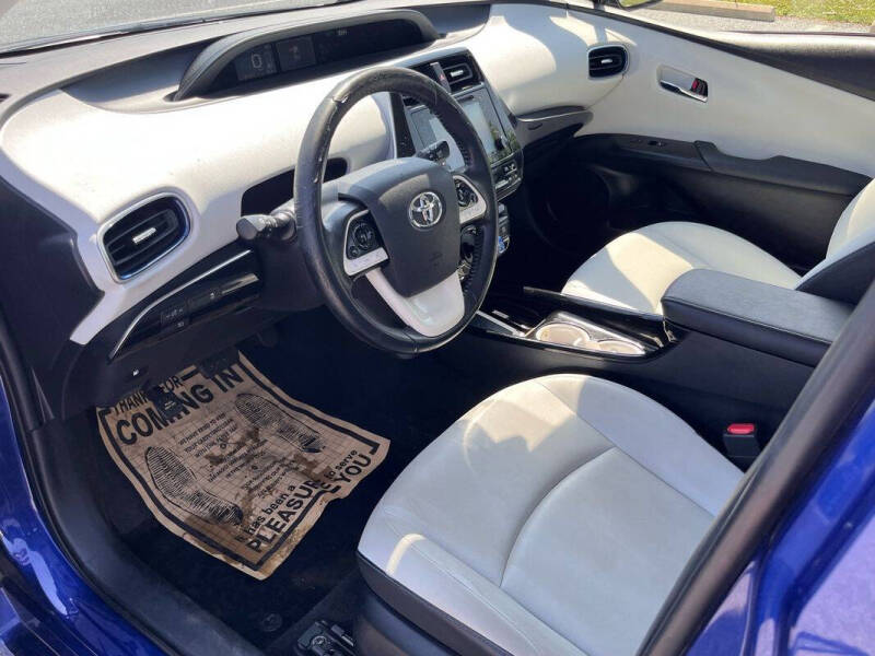 2016 Toyota Prius Three Touring