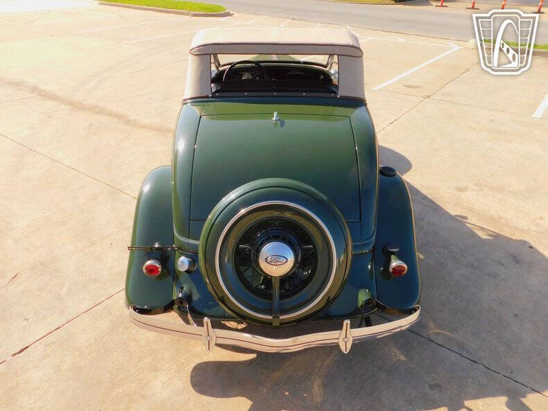 1934 Ford Roadster