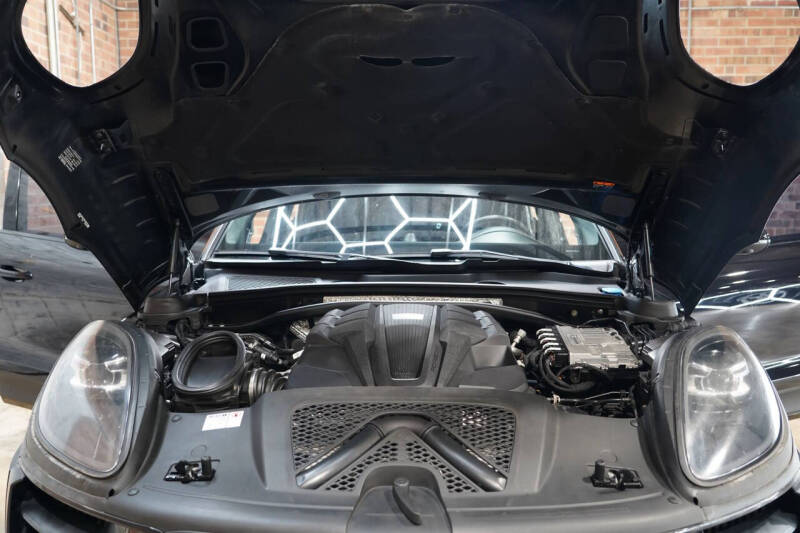 2019 Porsche Macan S