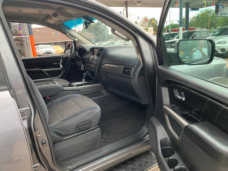 2015 Nissan Armada SV