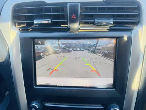 2016 Ford Fusion Hybrid SE