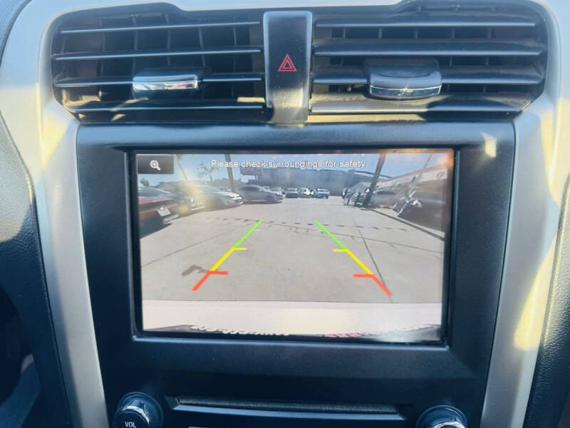 2016 Ford Fusion Hybrid SE