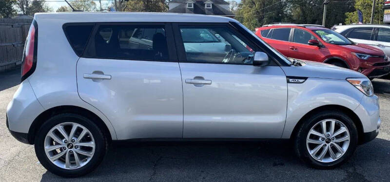 2018 Kia Soul +