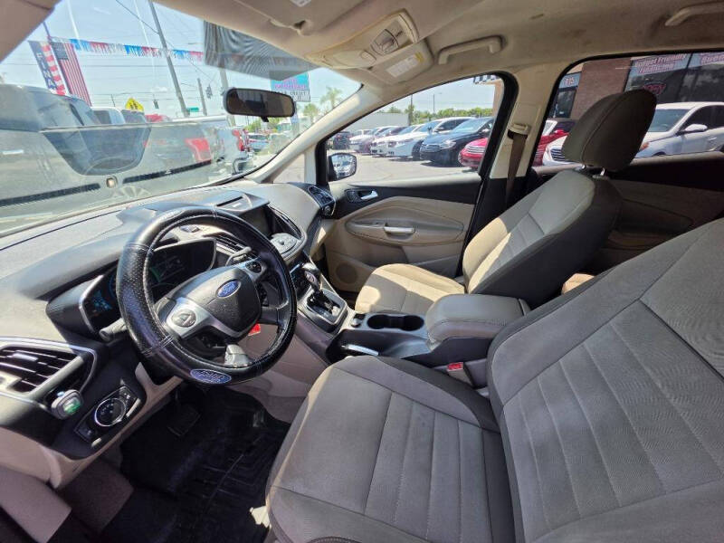 2013 Ford C-MAX Hybrid SE