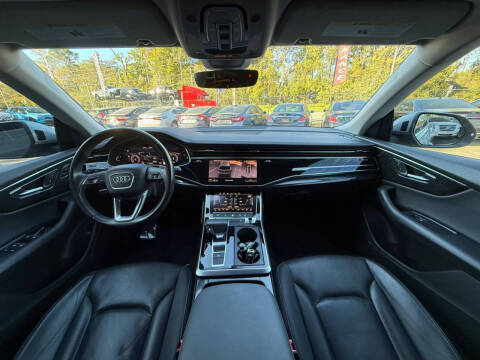 2019 Audi Q8 quattro Premium Plus 55 TFSI