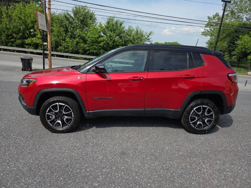 2025 Jeep Compass Trailhawk