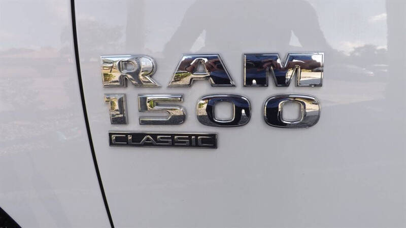2024 RAM 1500 Classic SLT