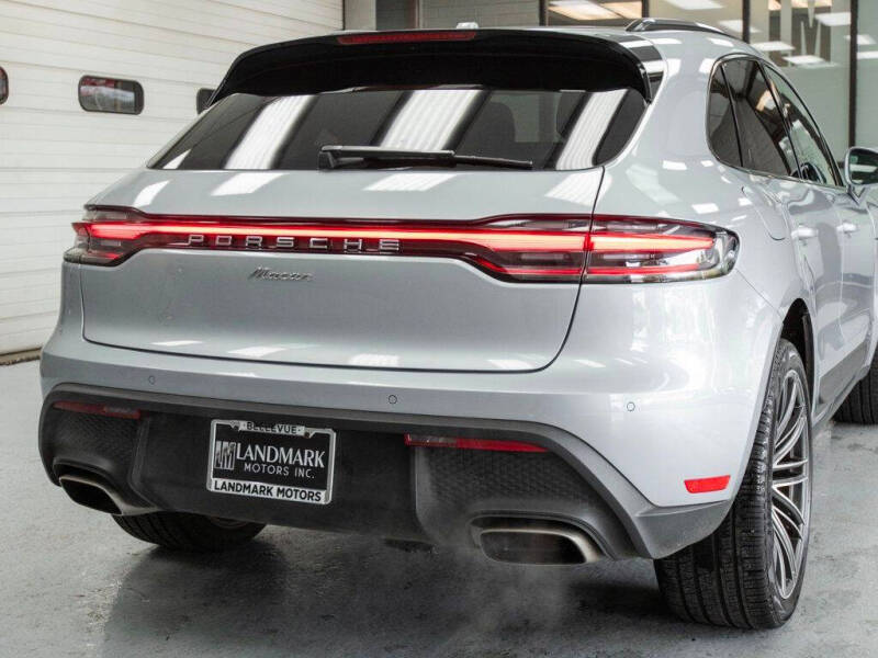 2024 Porsche Macan T