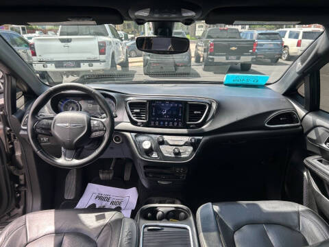 2019 Chrysler Pacifica Touring L Plus