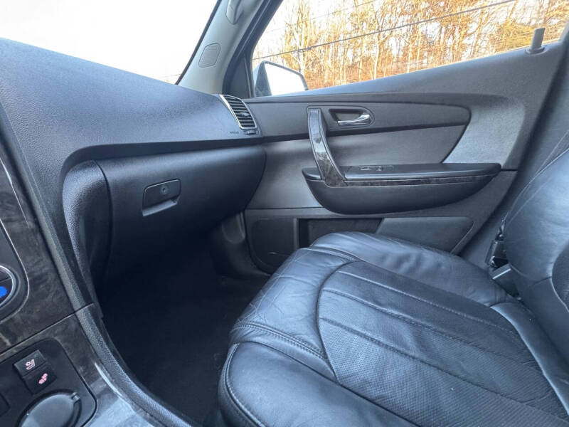 2011 GMC Acadia Denali