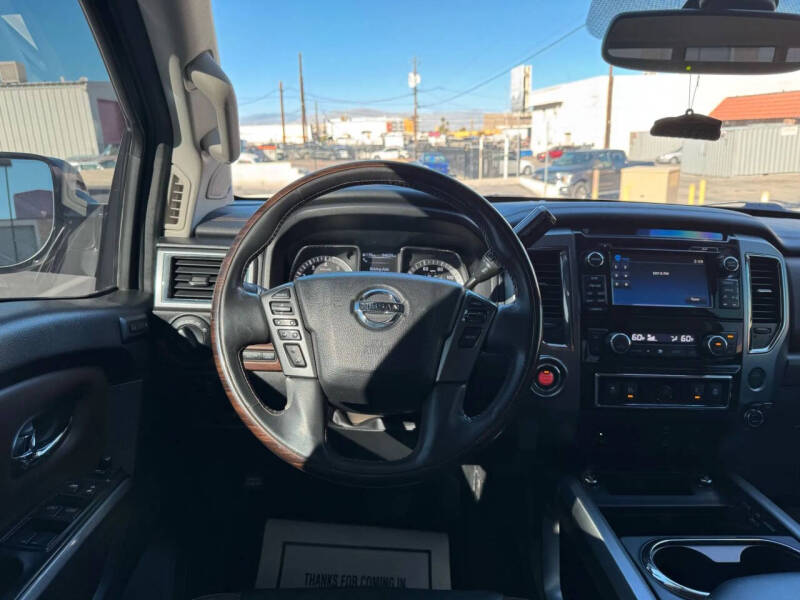 2017 Nissan Titan Platinum Reserve