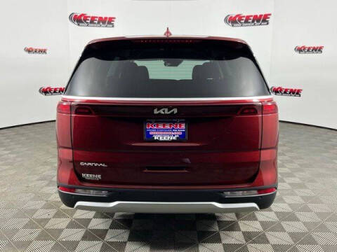 2024 Kia Carnival EX