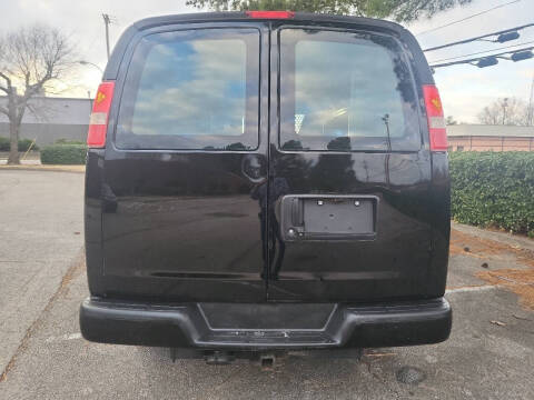 2017 Chevrolet Express 2500