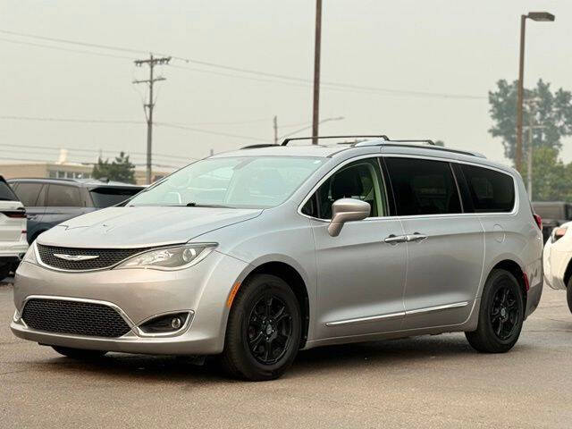 2019 Chrysler Pacifica Touring L