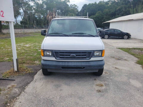 2003 Ford E-Series E-250