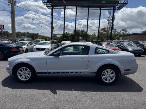 2008 Ford Mustang V6 Deluxe