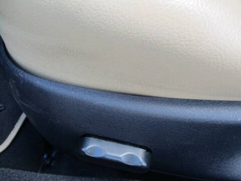 2004 Ford Thunderbird Deluxe