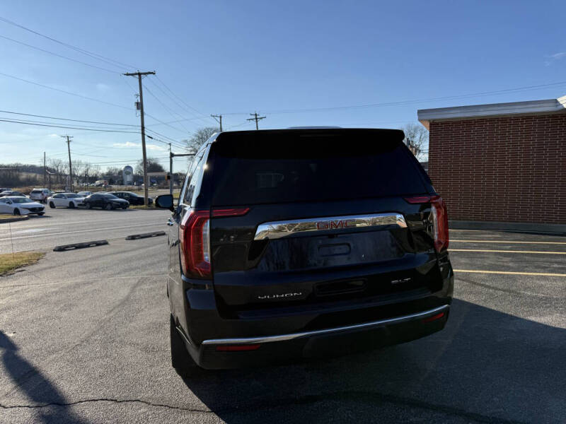 2022 GMC Yukon XL SLT