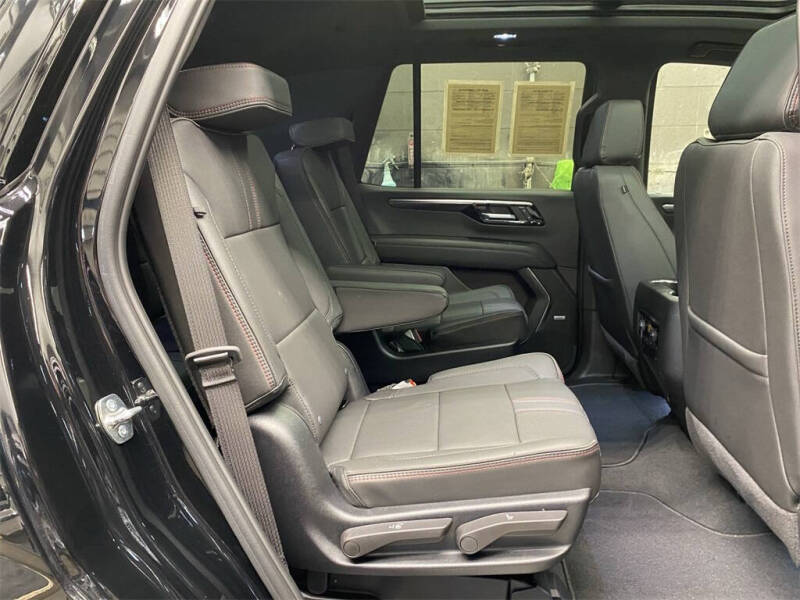 2025 Chevrolet Tahoe RST