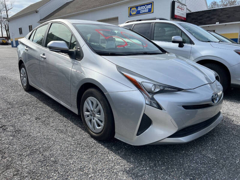 2016 Toyota Prius Two
