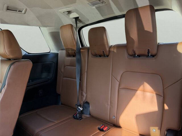 2023 Nissan Pathfinder Platinum