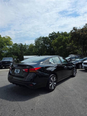 2021 Nissan Altima 2.5 SV