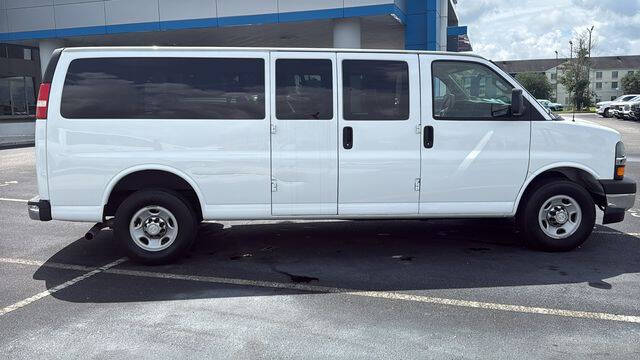2017 Chevrolet Express LT 3500
