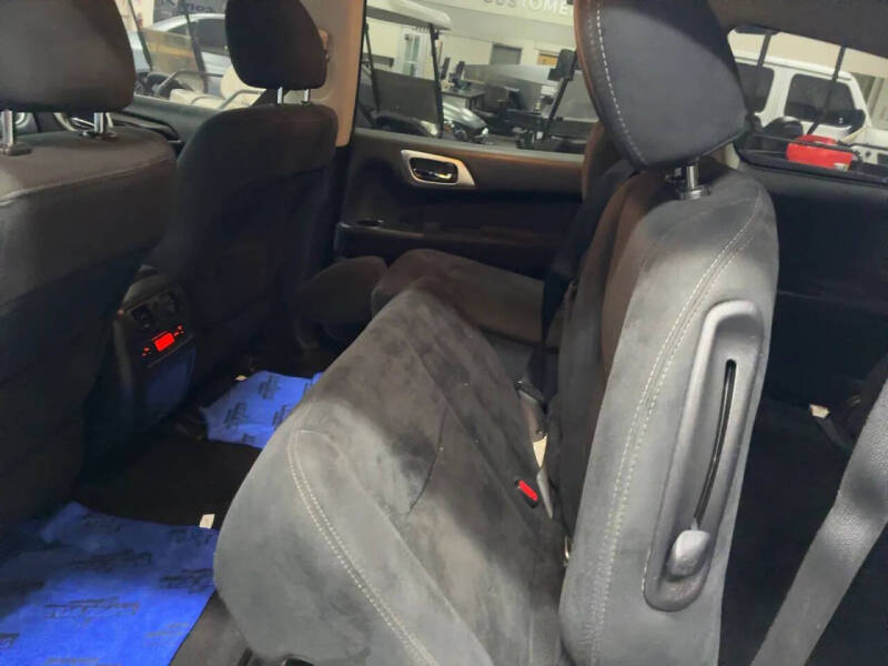 2015 Nissan Pathfinder