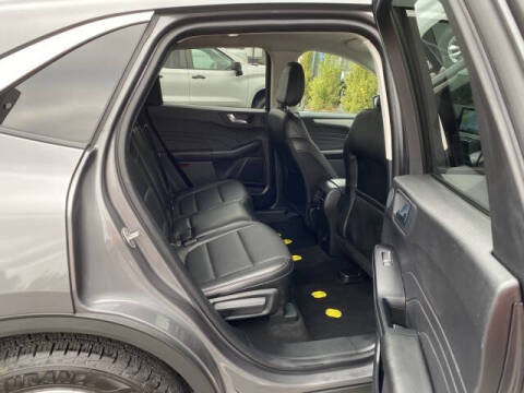 2022 Ford Escape Hybrid SEL