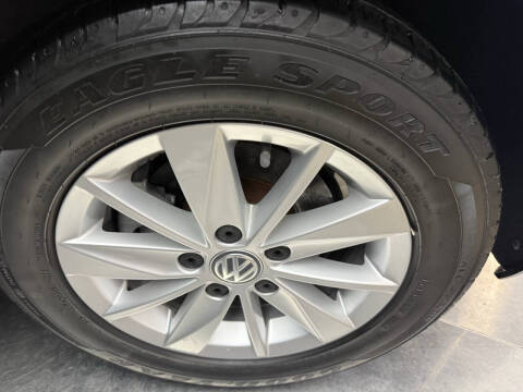 2015 Volkswagen Golf TSI SE