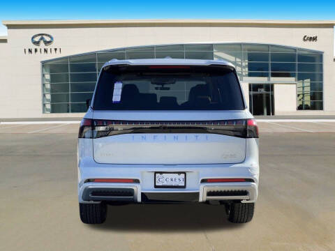 2026 Infiniti QX80 Luxe