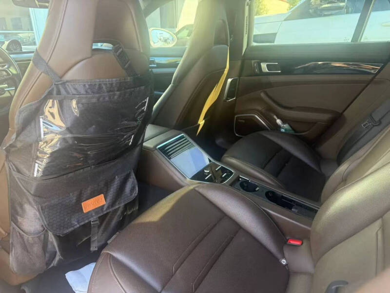 2022 Porsche Panamera 4S E-Hybrid