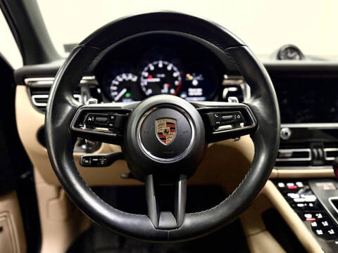2023 Porsche Macan T
