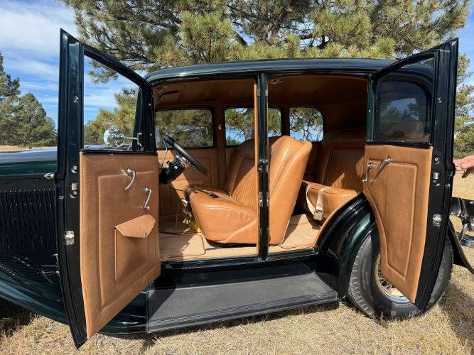 1932 Ford Model 18