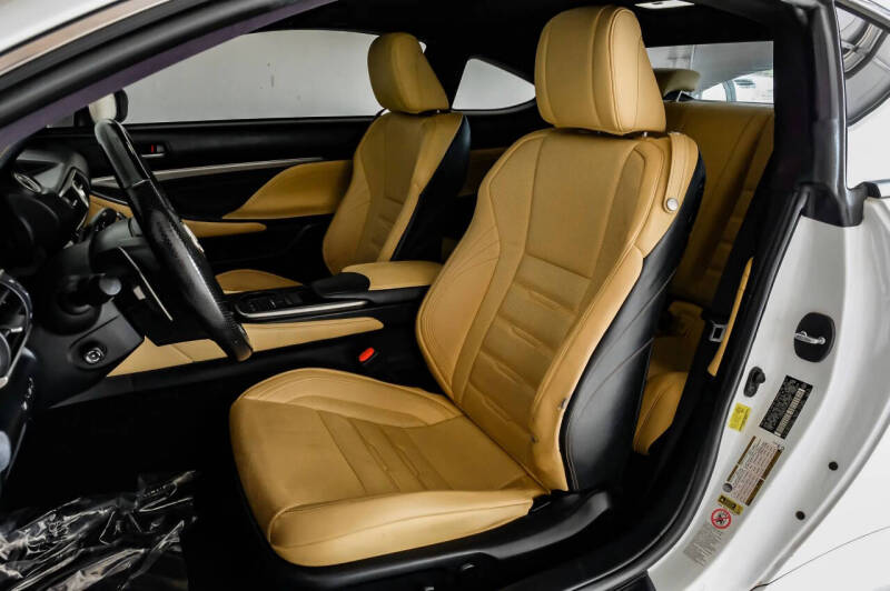 2016 Lexus RC 200t