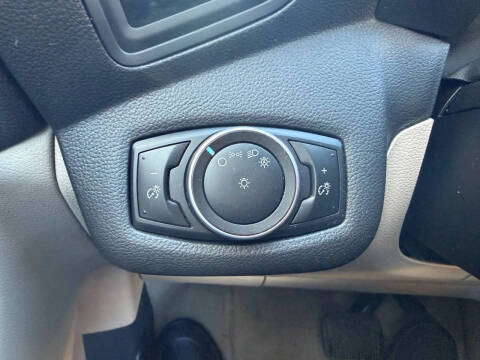 2016 Ford C-MAX Hybrid SE