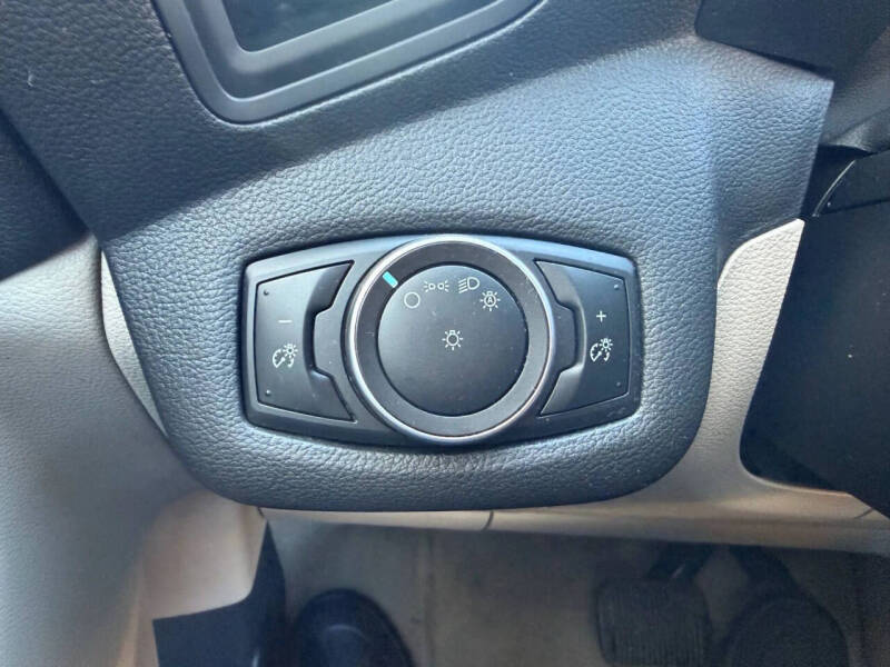 2016 Ford C-MAX Hybrid SE