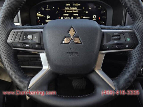 2025 Mitsubishi Outlander SE
