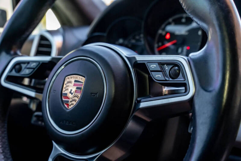2015 Porsche Cayenne Turbo