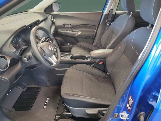 2023 Nissan Kicks SV