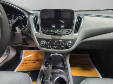 2017 Chevrolet Malibu LT