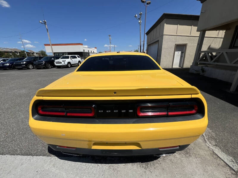 2018 Dodge Challenger SXT