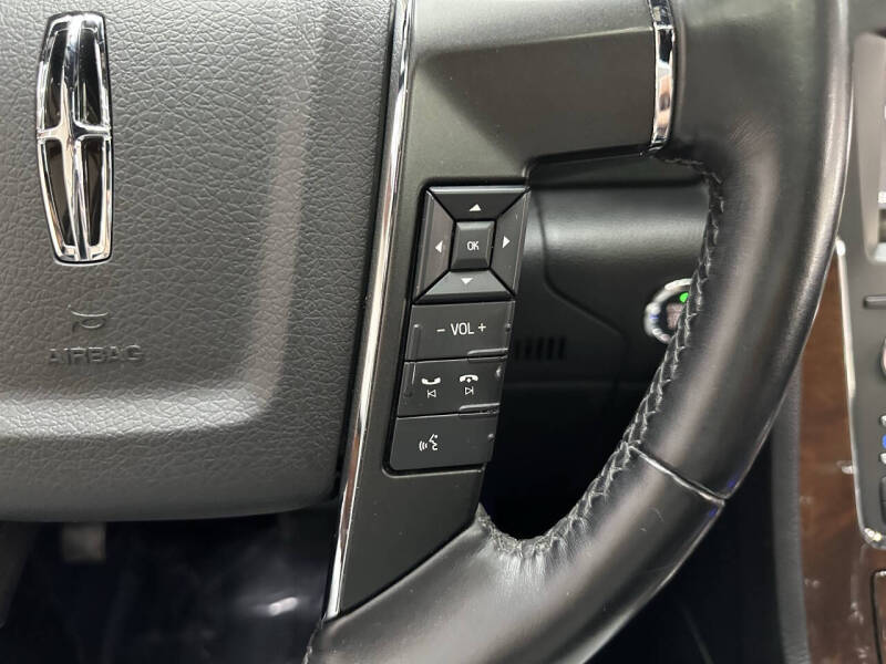 2017 Lincoln Navigator Select